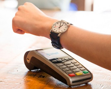 bPay loop convierte cualquier reloj o pulsera en un dispositivo de pagos contactless