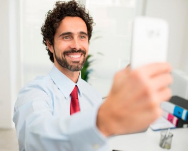 Los pagos verificados con selfie de Mastercard llega a Europa