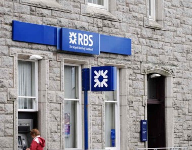 RBS anuncia el cierre de 158 sucursales