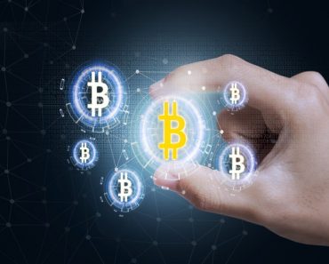Bitcoin resurge con fuerza